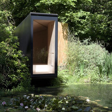 dezeen_Forest-Pond-House-by-TDO_1sq