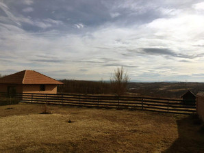 Студентски конкурс: архитектонско решење екстеријера и ентеријера објекта за забаву и рекреацију у селу Трнава