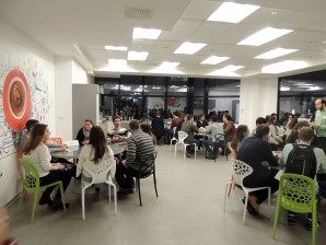 Poziv na „Karijerno ćaskanje“ – Umrežavanje studenata sa profesionalcima